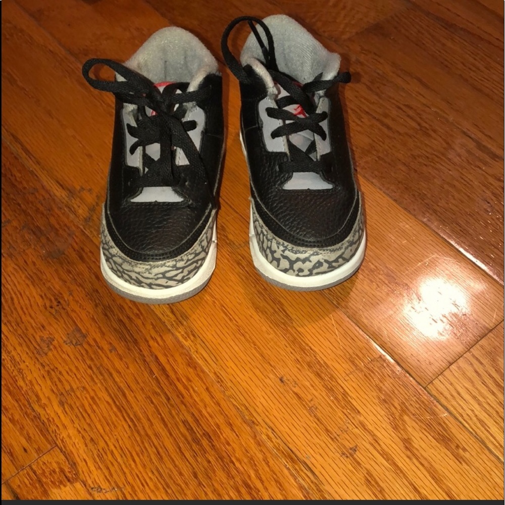 Jordan 3s